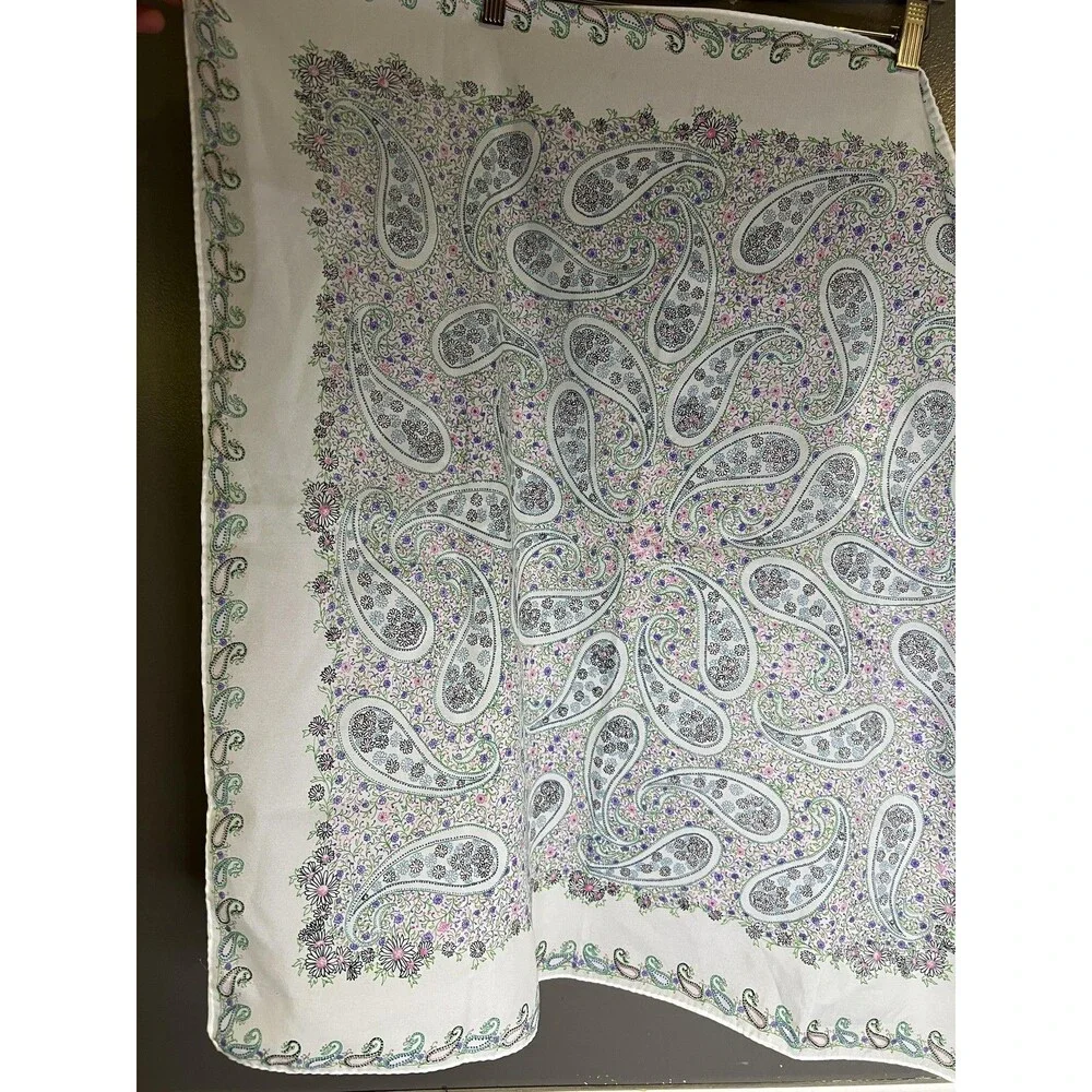 Source Unknown paisley daisy